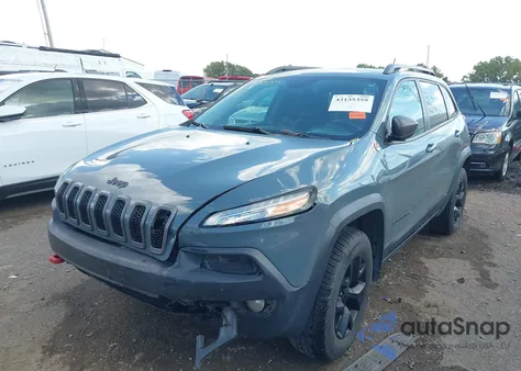 2015 Jeep Cherokee Trailhawk из США, поврежденный, VIN 1C4PJMBS6FW650362
